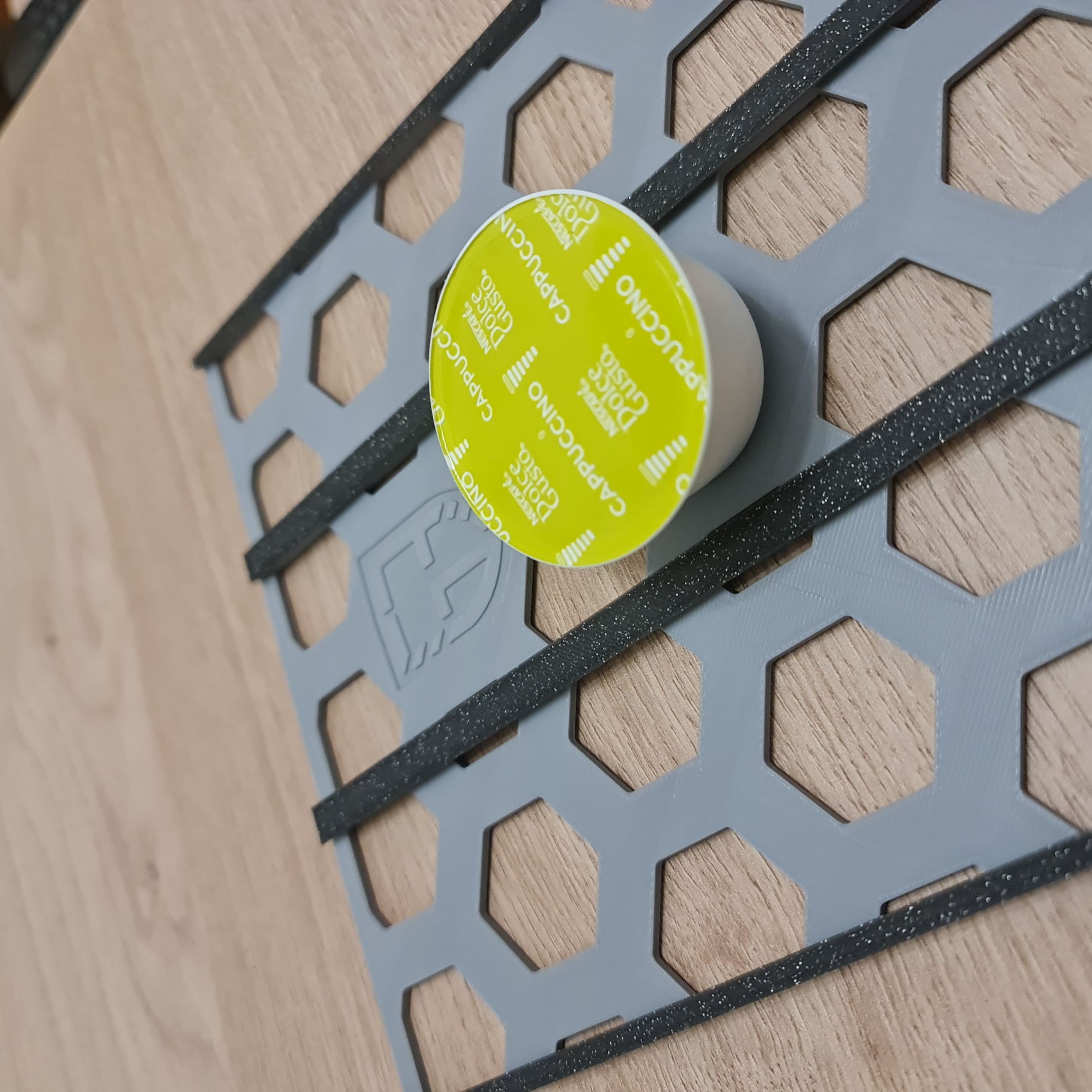 Giá treo tường Dolce Gusto