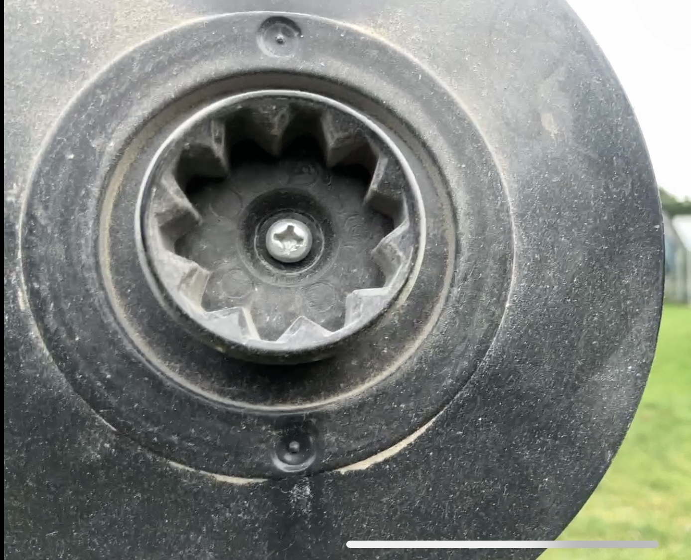 Dụng Cụ Vệ Sinh Bộ Lọc Máy Hút Bụi Bosch Relaxx'x ProSilence 66