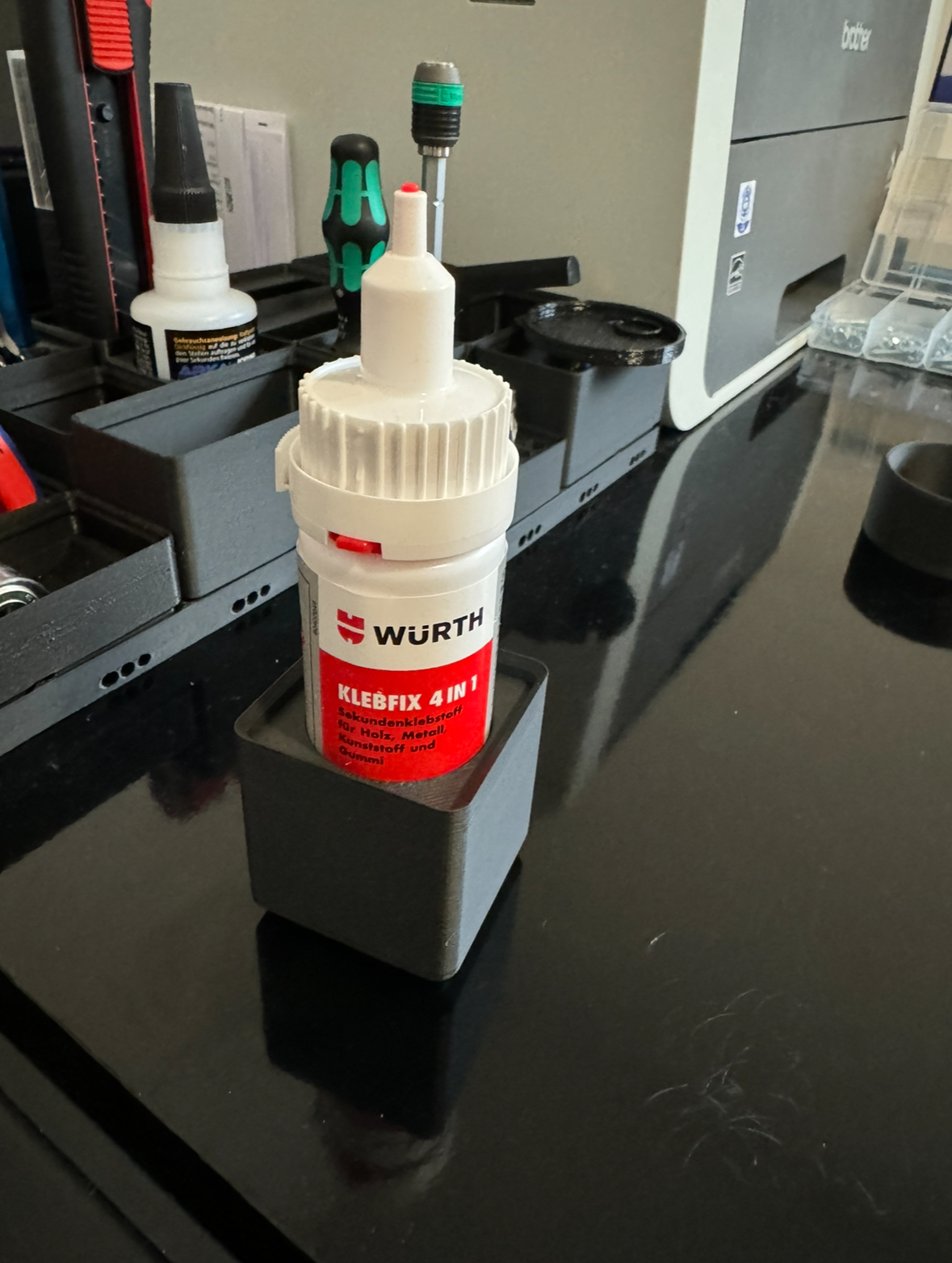 Đế Giữ Keo Würth Klebefix 4in1 Gridfinity