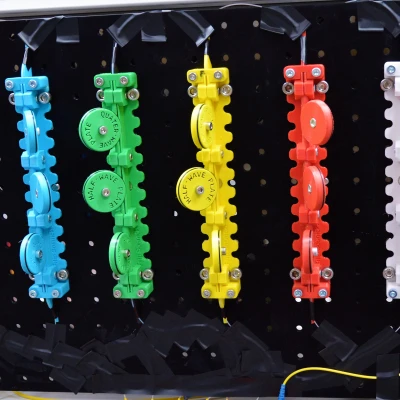 Bộ điều khiển phân cực sợi quang