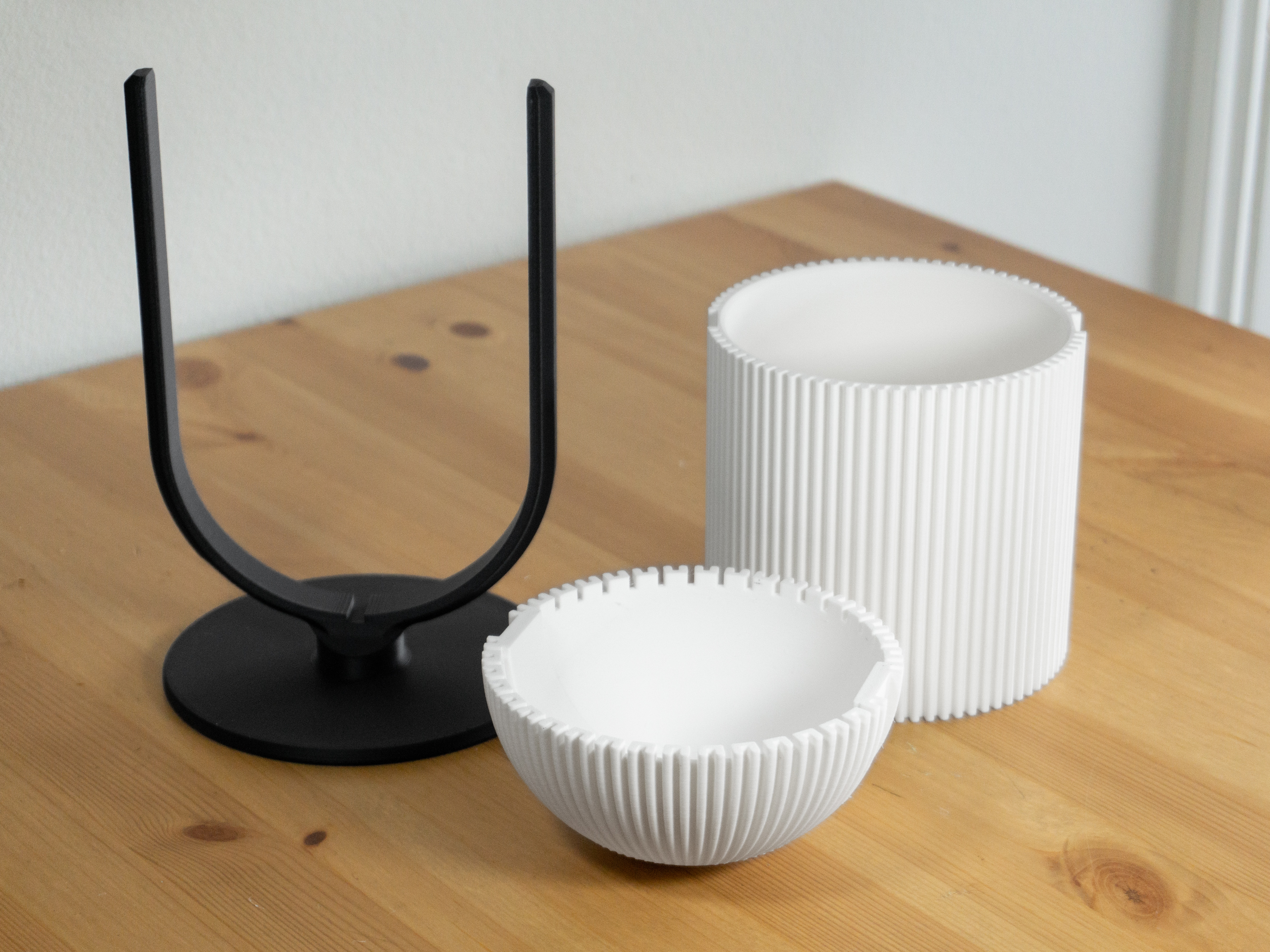 Chậu Trồng Cây Kiểu Đứng Sang Trọng - Phong Cách Mid-Century Hiện Đại