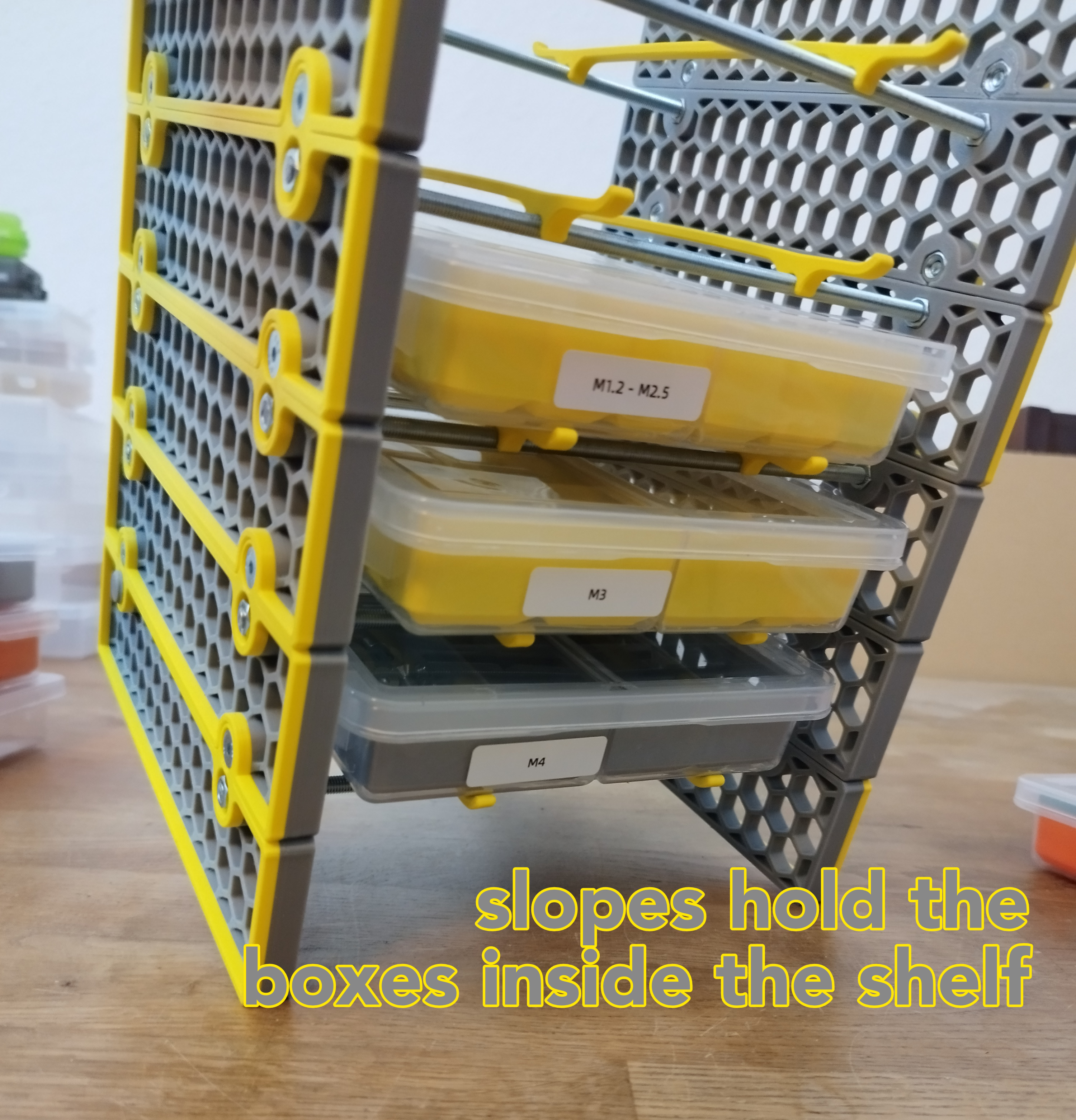 Kệ chắc chắn cho hộp đựng đồ Werckmann