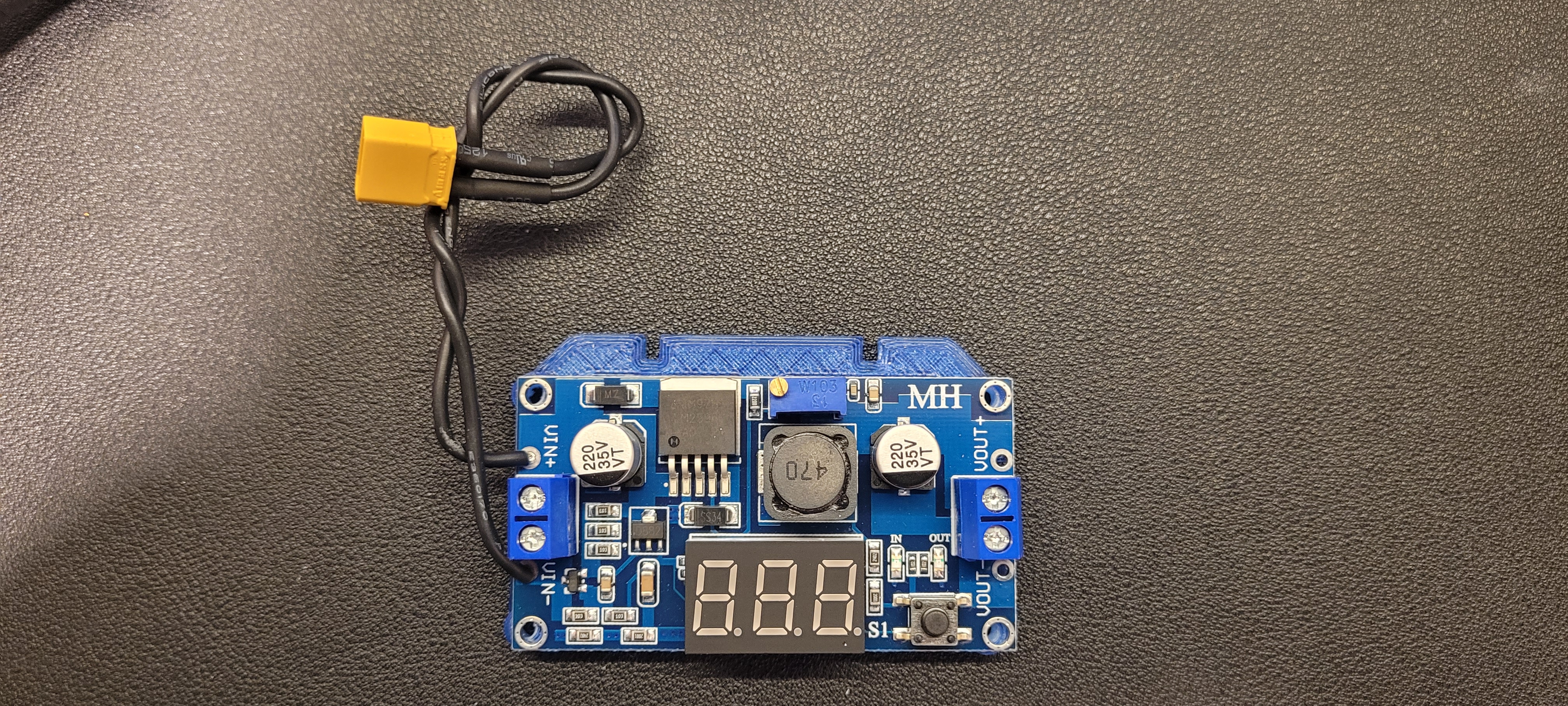 Prusa Mini - Chân đế mô-đun cho khoang điện tử