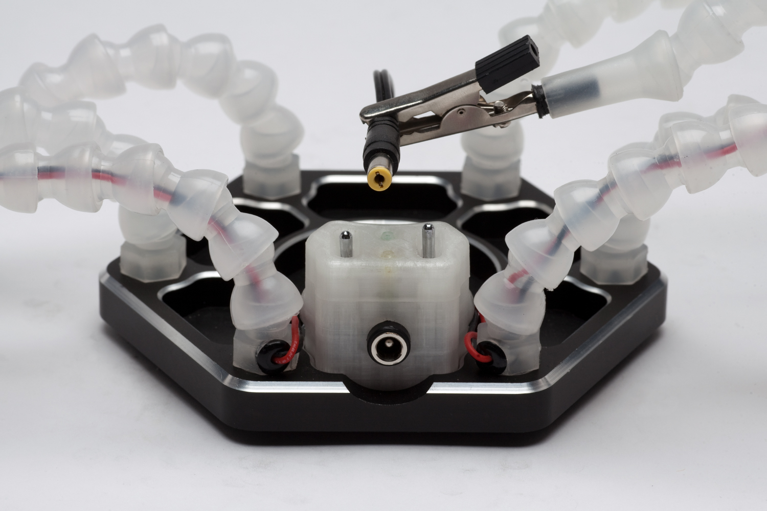 Phụ kiện cho tay thứ sáu, ba tay