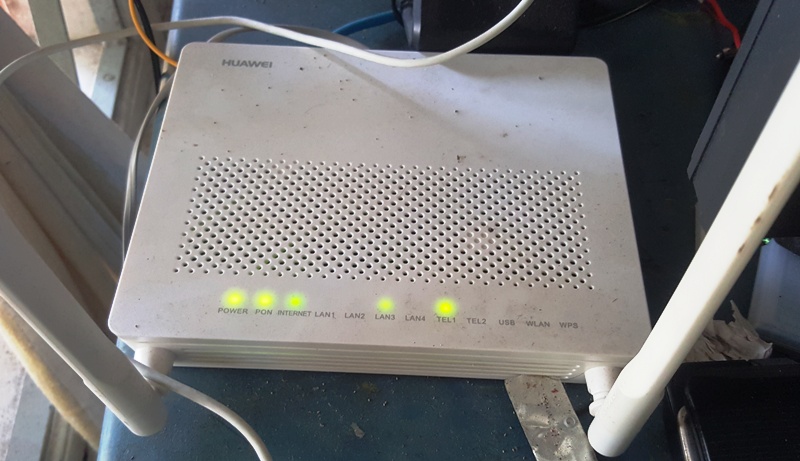 Giá Treo Tường Router ISP