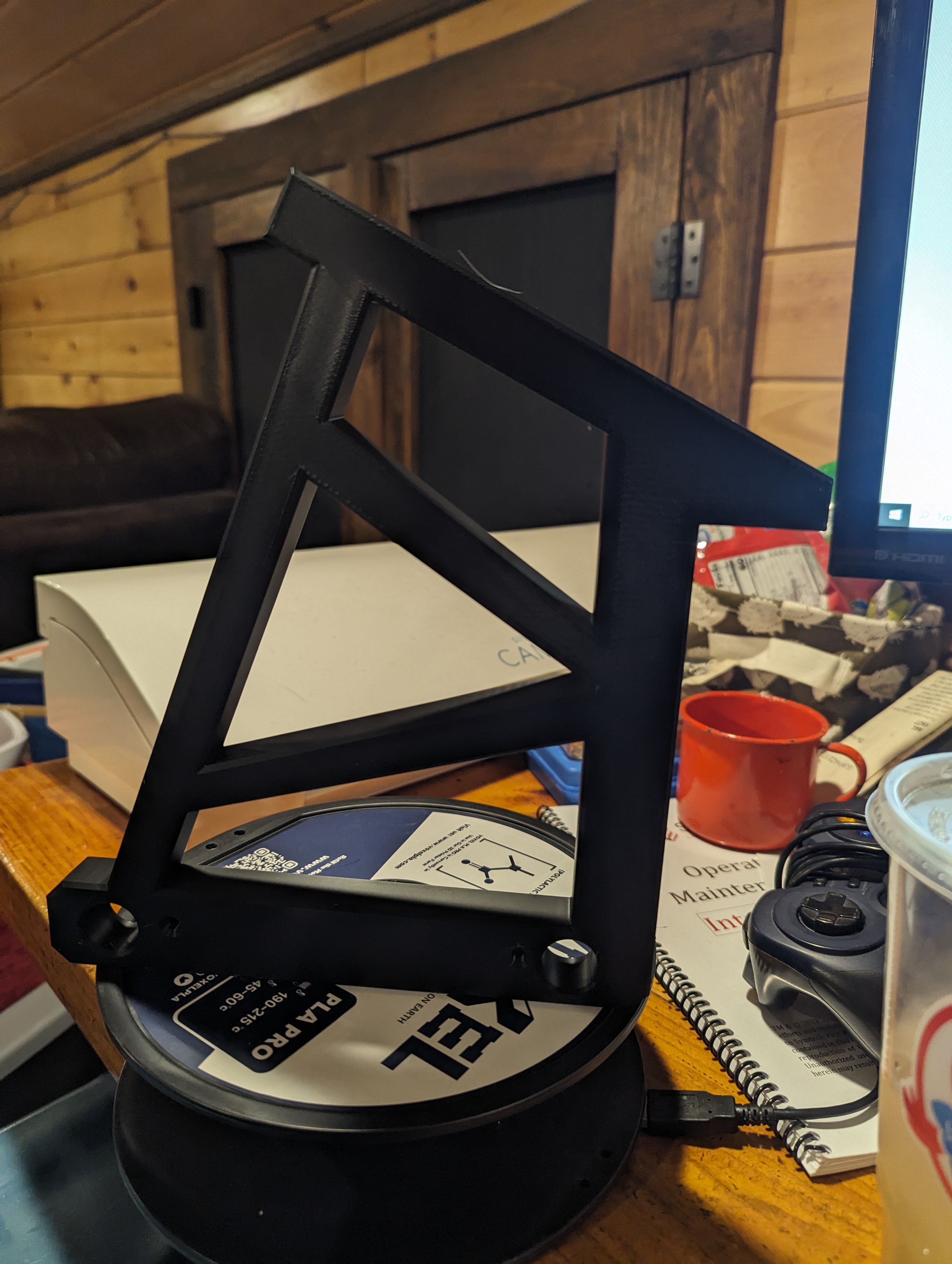 Giá Đựng Filament Góc Trần