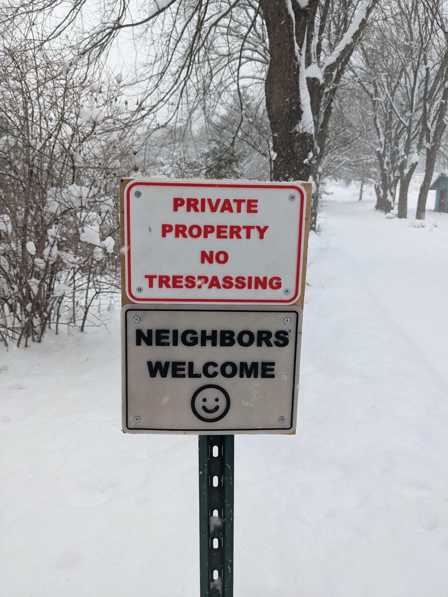 Biển Chào Đón Hàng Xóm