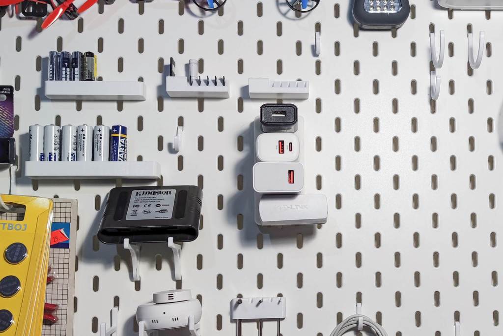 Giá đỡ sạc USB/ổ cắm EU cho IKEA Skadis