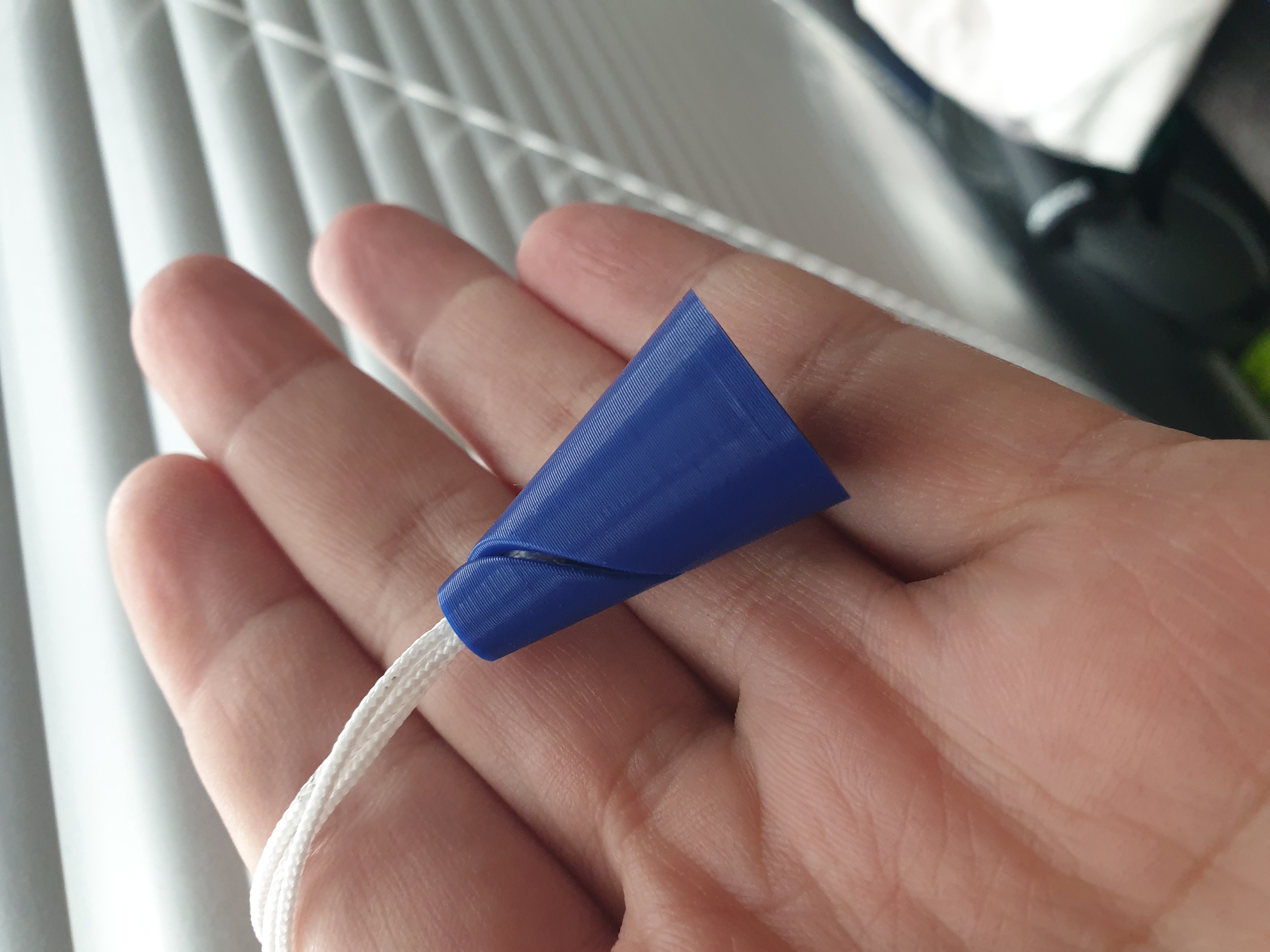 Nút dây rèm cửa sổ xoắn ốc (Đuôi dây kéo mành)