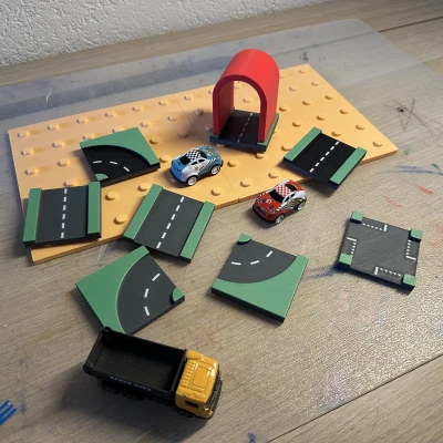 Hộp Đồ Chơi Xe Hơi Lắp Ghép Nhiều Màu