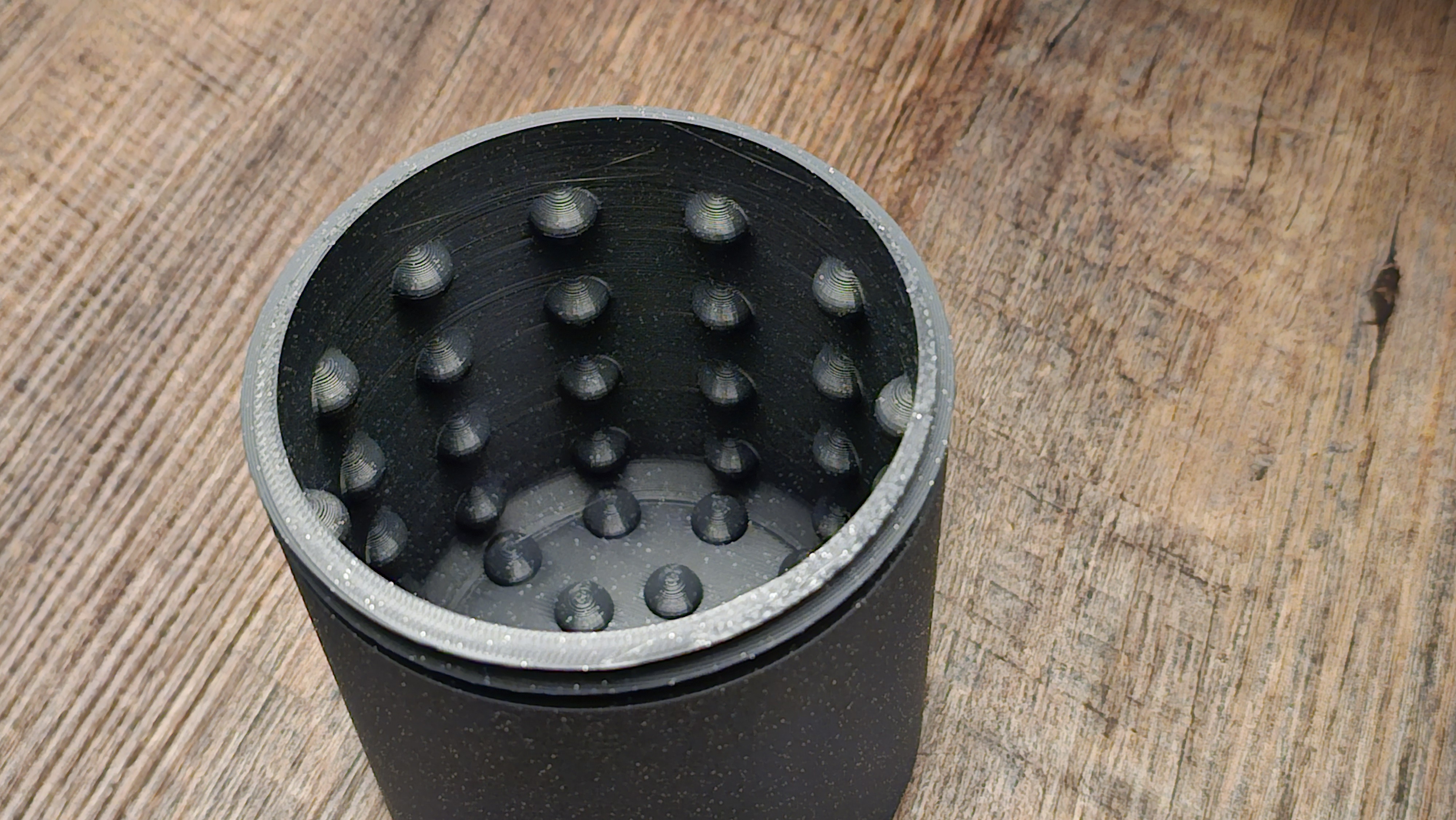 Dụng Cụ Lột Trứng Siêu Tiện Lợi