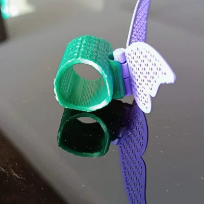 Kẹp Khăn Rằn Bướm Đa Khớp cho WAGGGS