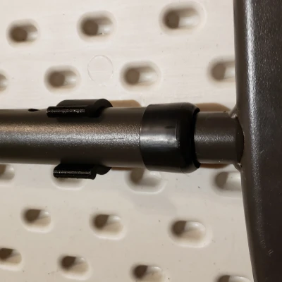 Kẹp Chân Bàn Điều Chỉnh Độ Cao 4 Chân Lifetime 80256