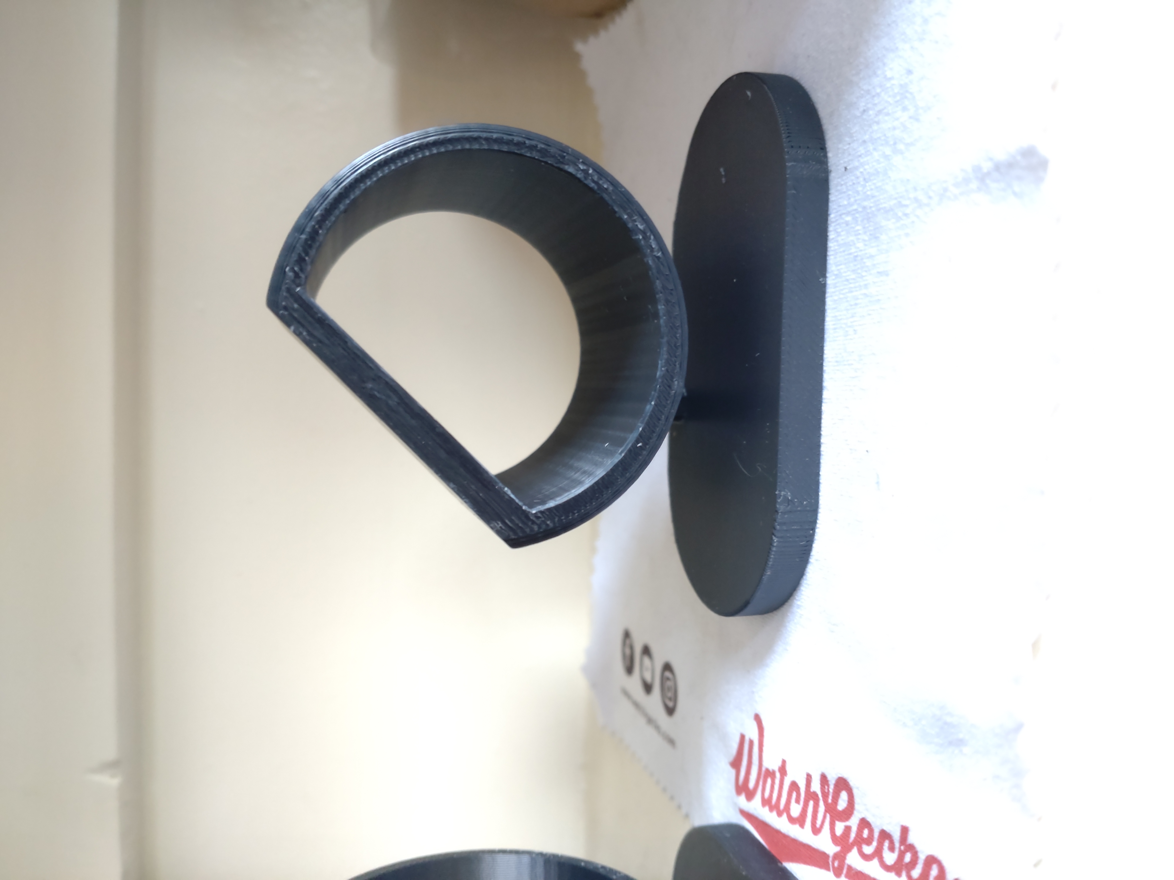 Chân đế trưng bày đồng hồ Đơn giản và Hiệu quả