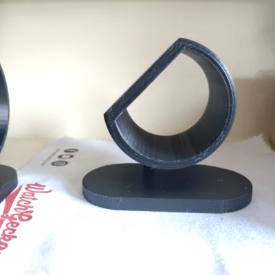 Chân đế trưng bày đồng hồ Đơn giản và Hiệu quả