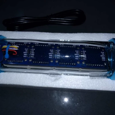 ESP8266 Wemos Clock Đồng hồ Tin tức Thời tiết Biển quảng cáo Cuộn LẠI