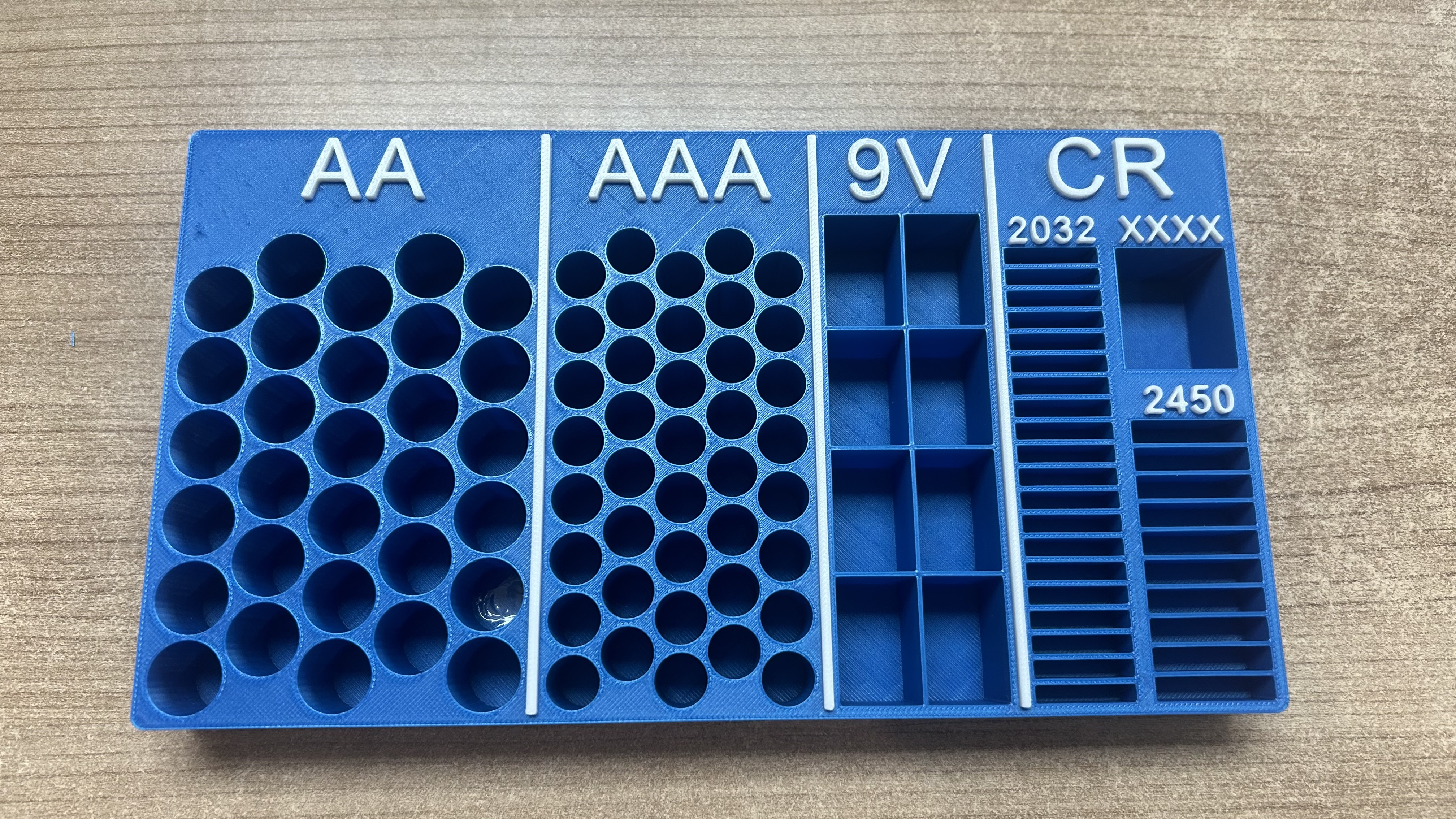 Hộp Đựng Pin Đa Năng