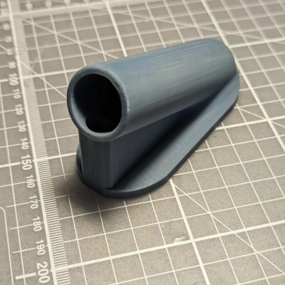 Giá Đỡ Dụng Cụ Gardena