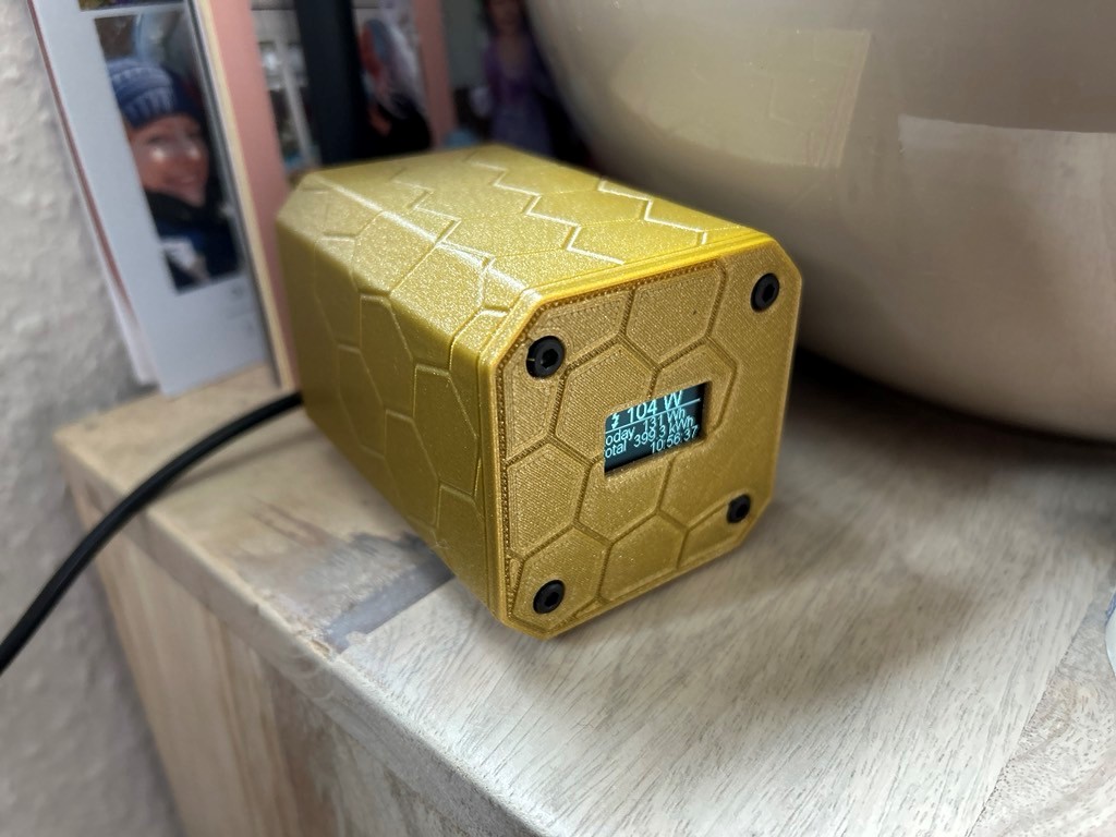 Vỏ hộp AHOY có màn hình