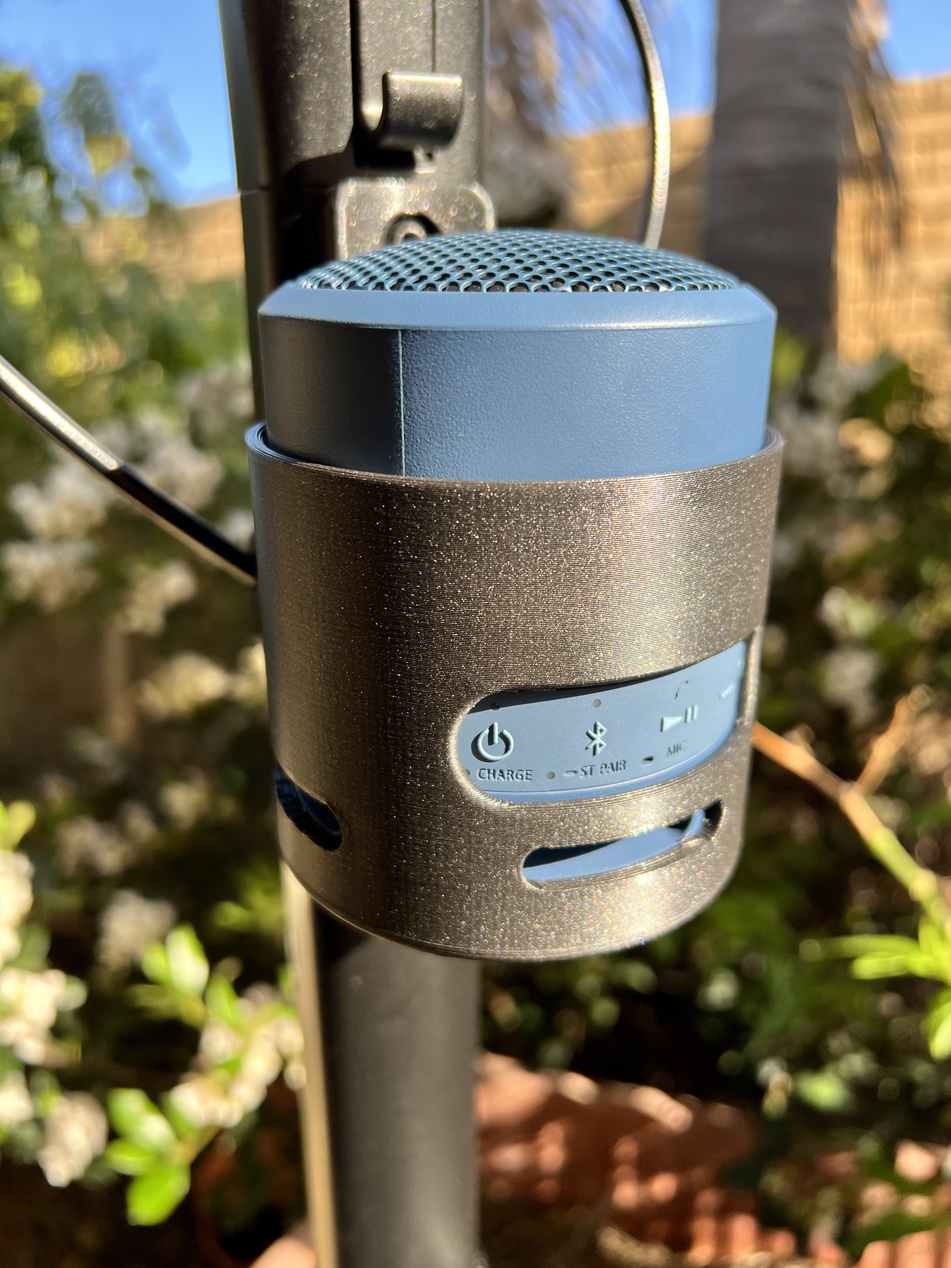 Giá đỡ loa (hoặc ly) cho xe điện Daxys Bandicoot