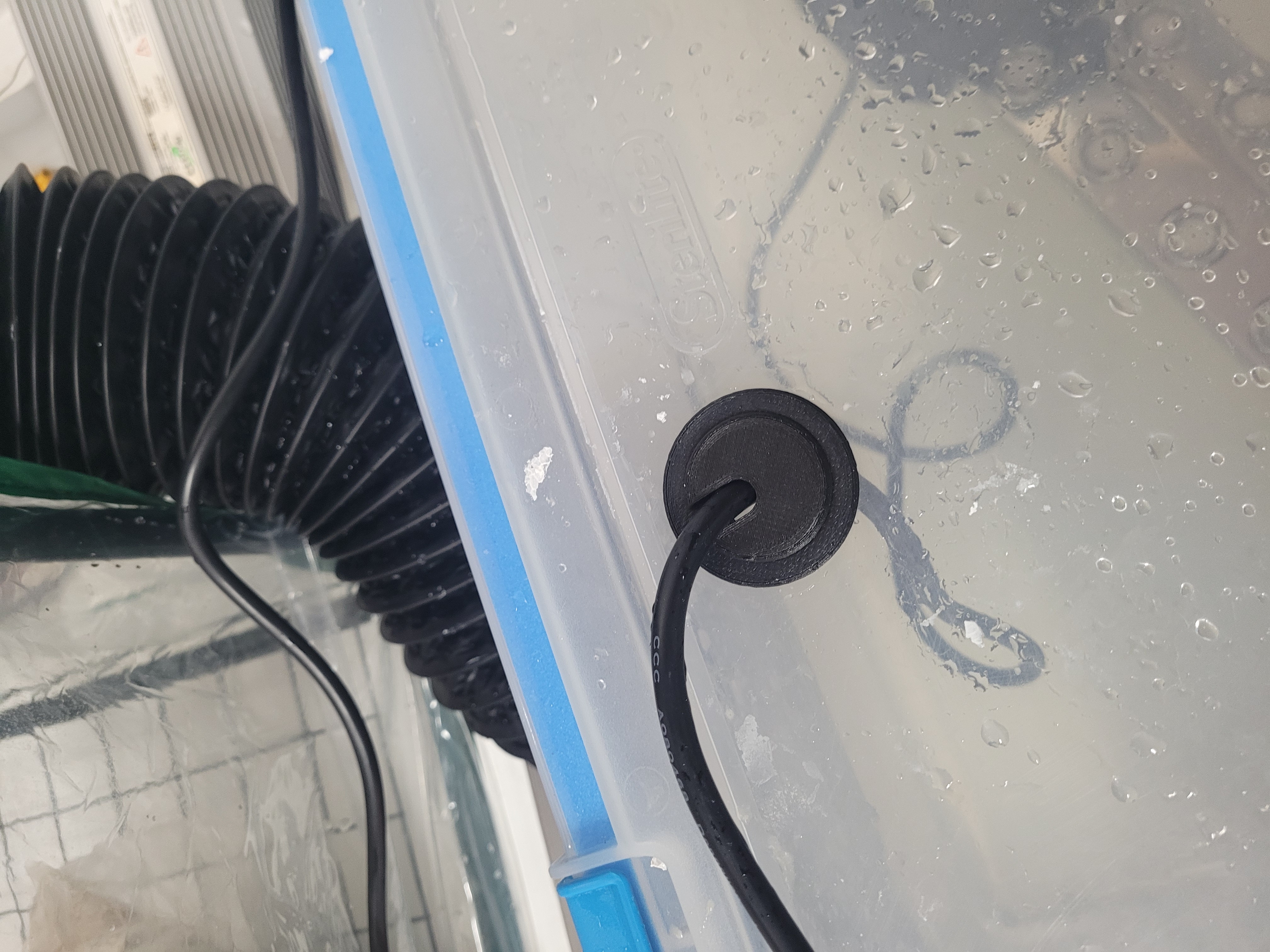 Ốc siết giữ "Grommet" Luồn Dây Cho Lỗ 1 inch