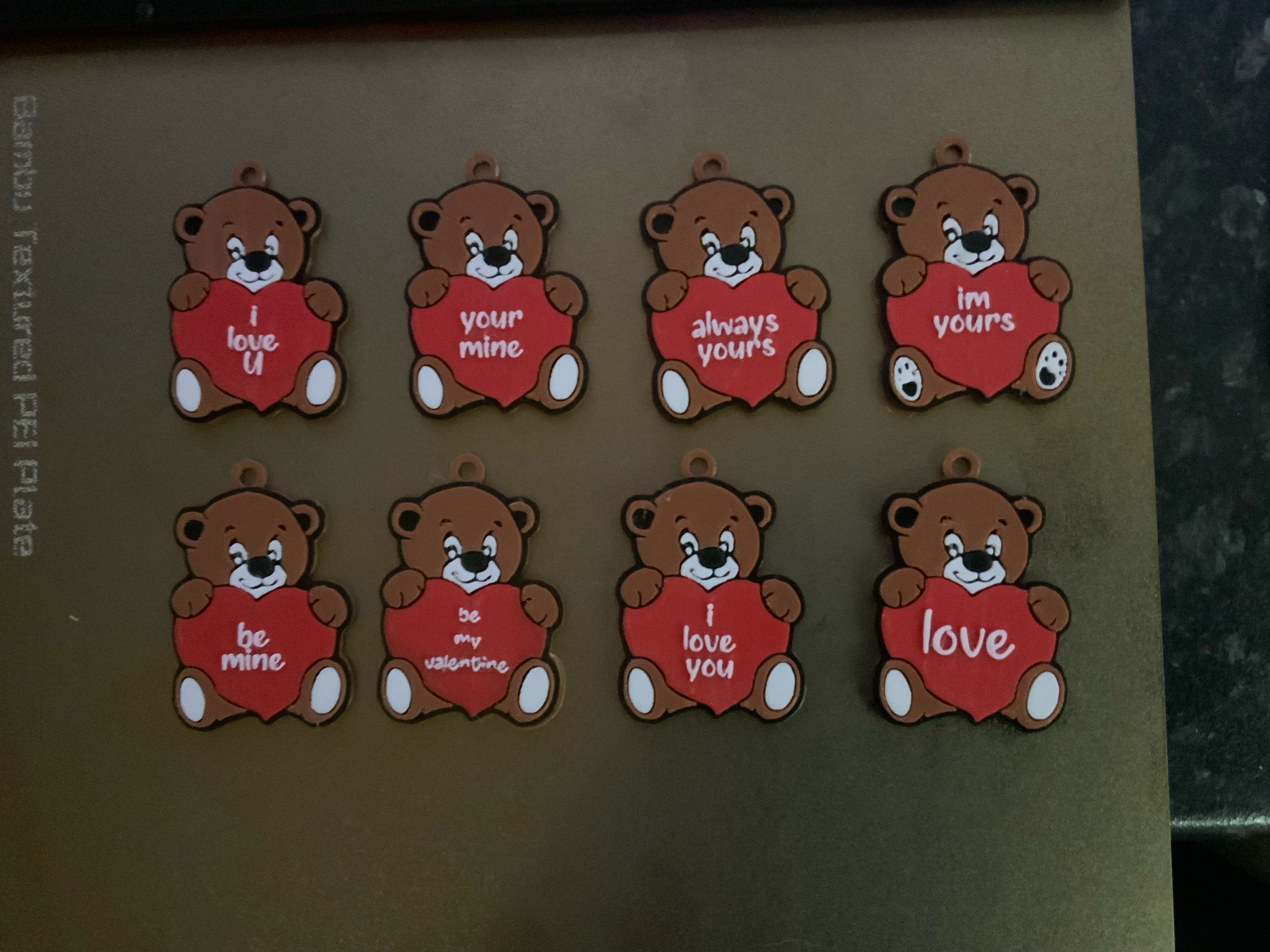 Gấu trái tim có 8 mẫu chữ khác nhau - Móc khóa / Mặt dây chuyền Valentine