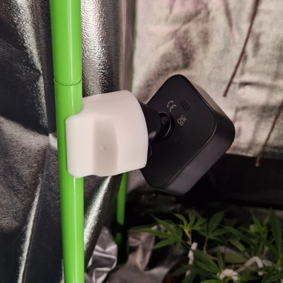 Giá đỡ camera Blink Outdoor 3 cho lều trồng cây