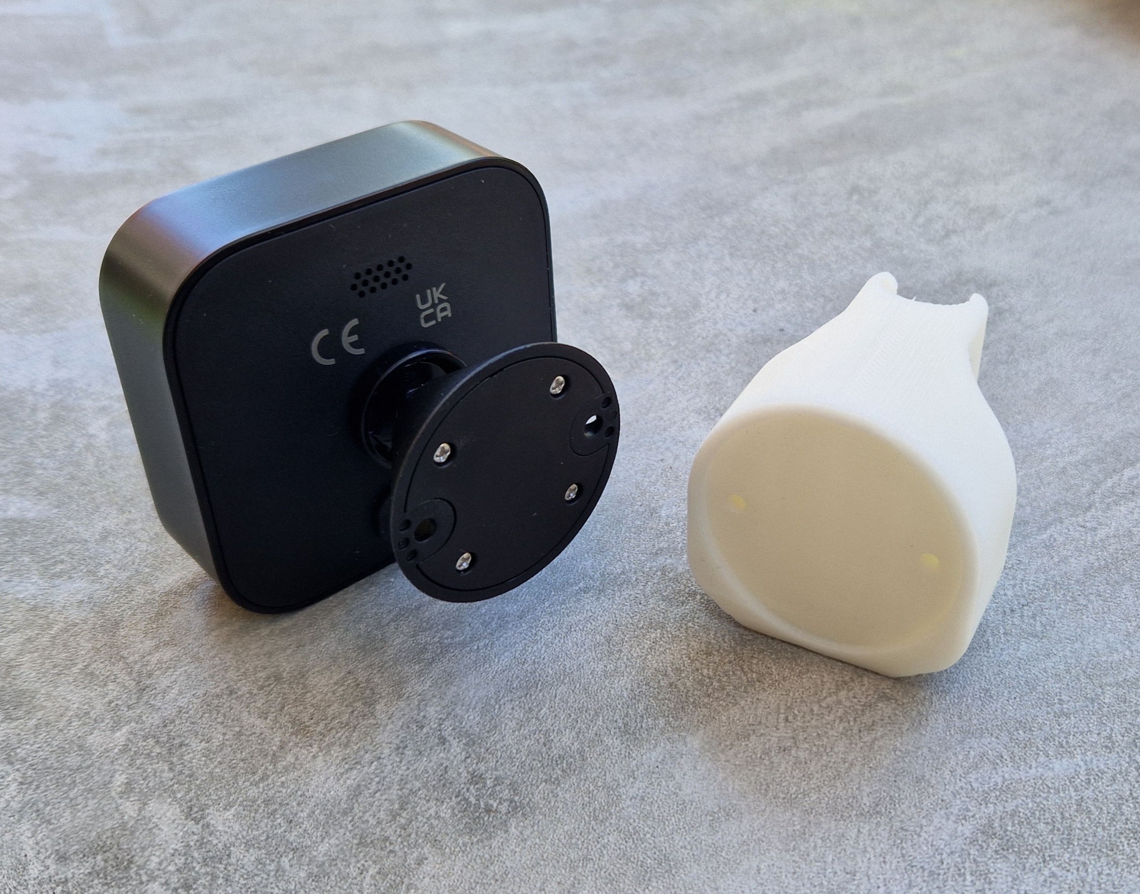 Giá đỡ camera Blink Outdoor 3 cho lều trồng cây