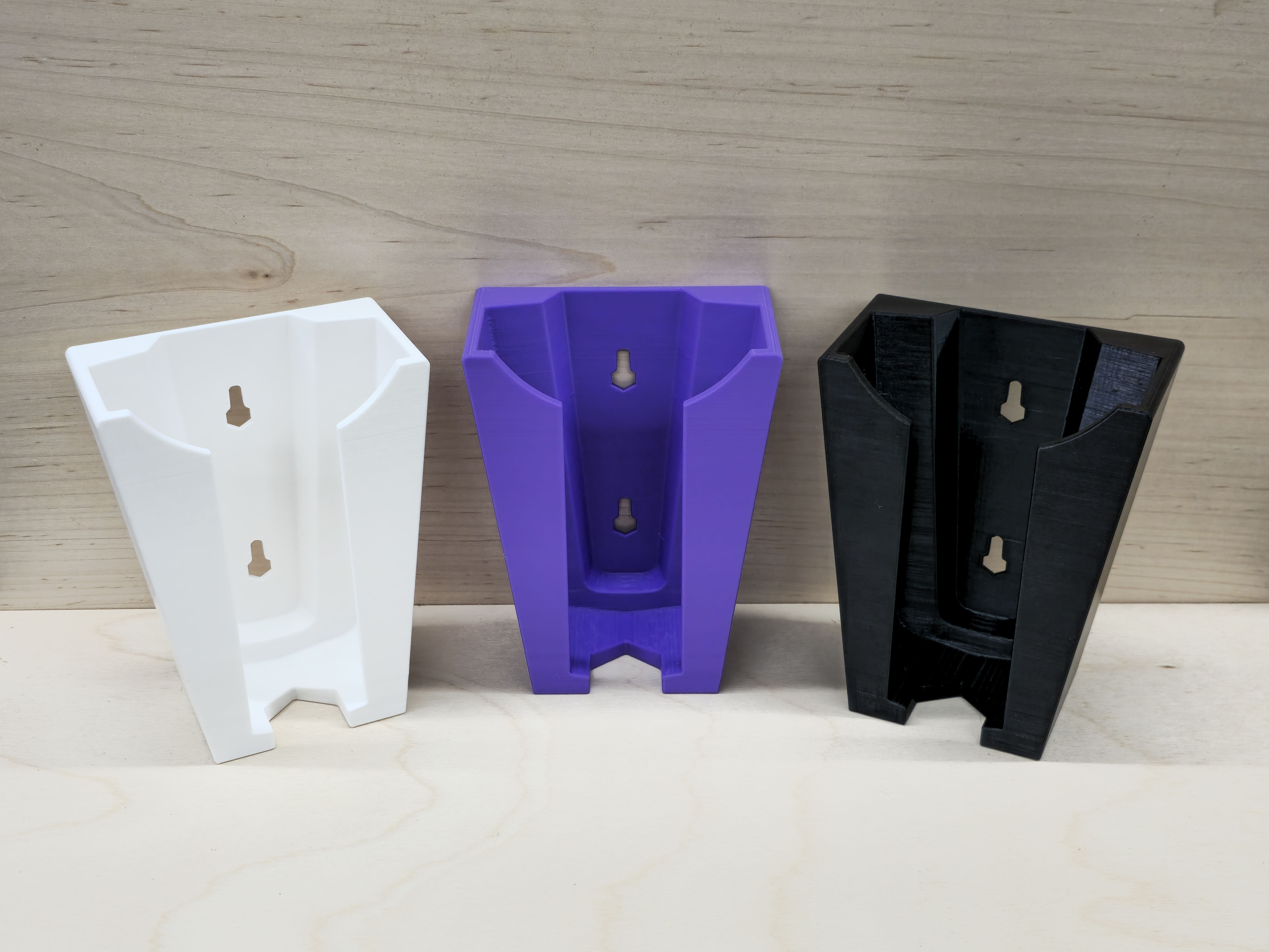 Giá Treo Tường Máy Hút Bụi Cầm Tay Bissell