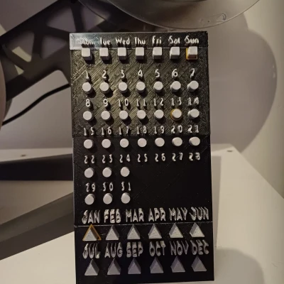 Lịch có vòng xoay cho văn phòng hoặc bàn làm việc