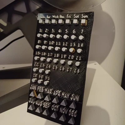 Lịch có vòng xoay cho văn phòng hoặc bàn làm việc