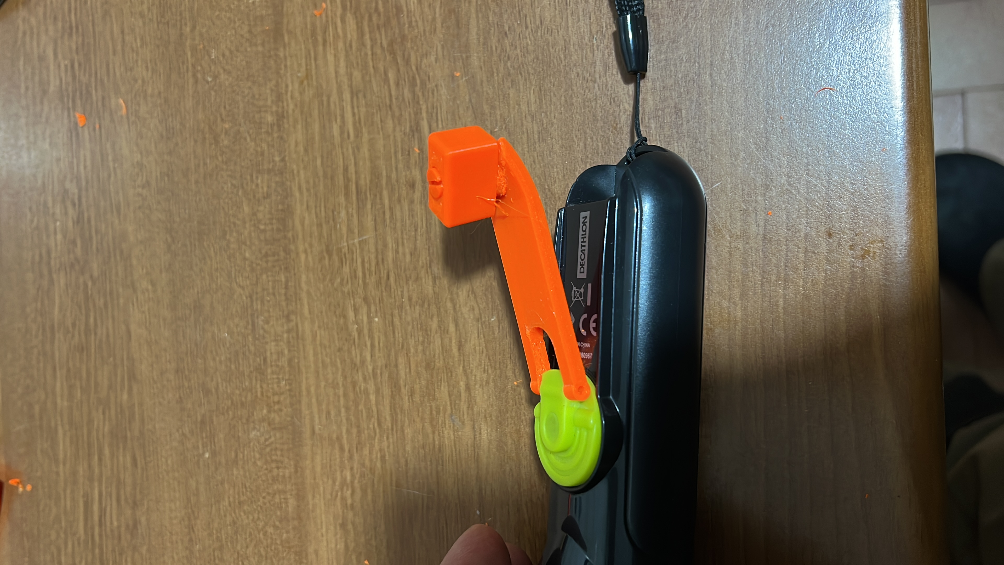 Decathlon dynamo 300 - Thay cần gạt