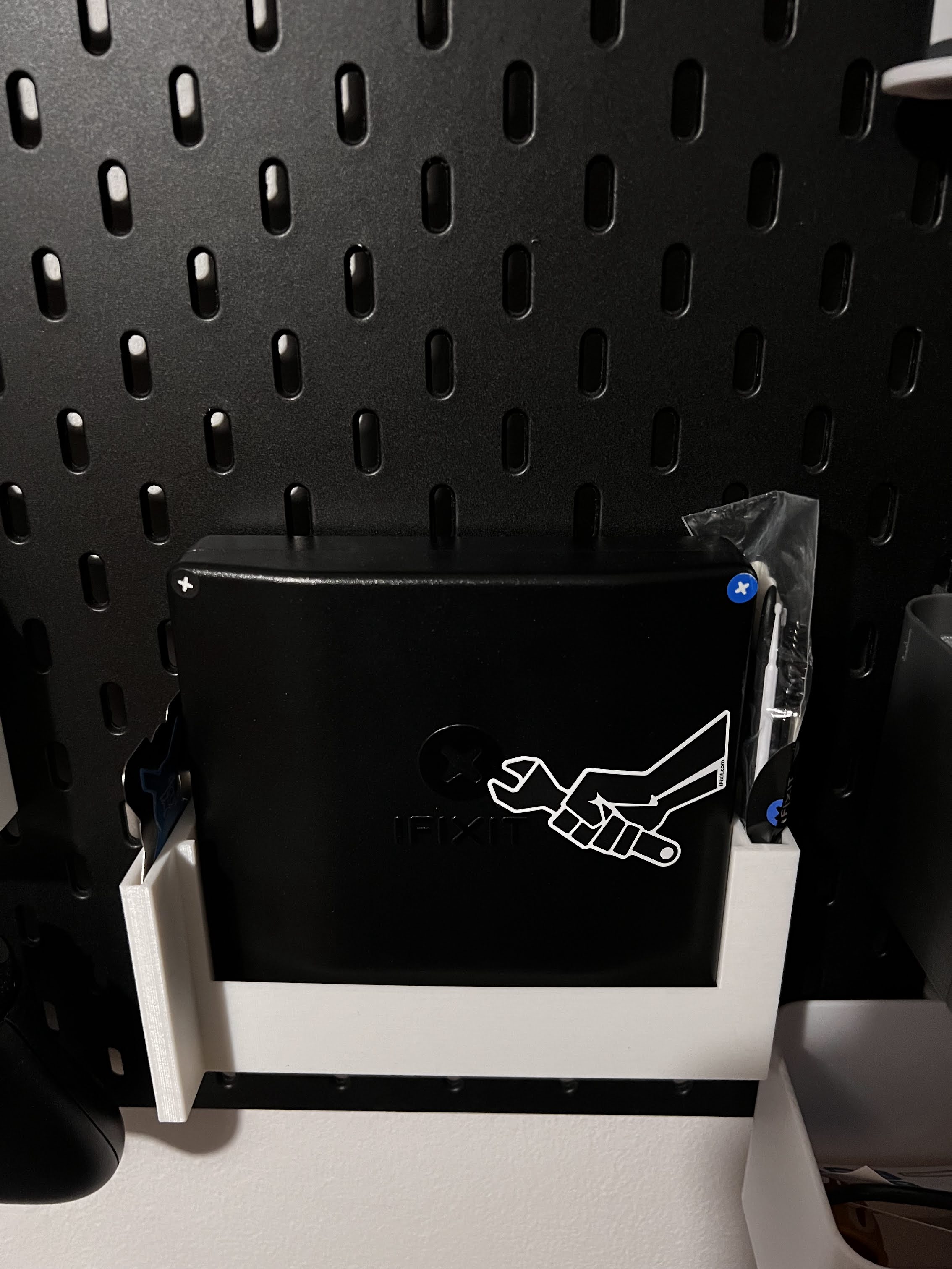 Giá Treo Modun IFixit Essential Electronics Toolkit Cho Bảng Skadis