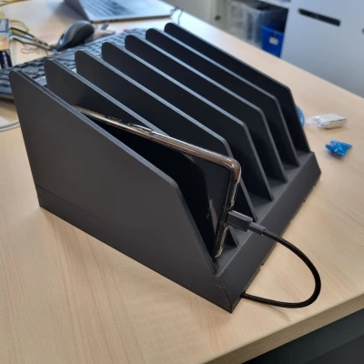 Trạm Sạc 6 Thiết Bị