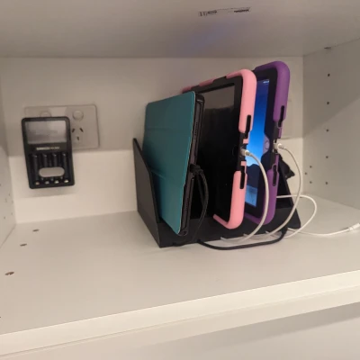 Trạm Sạc 6 Thiết Bị