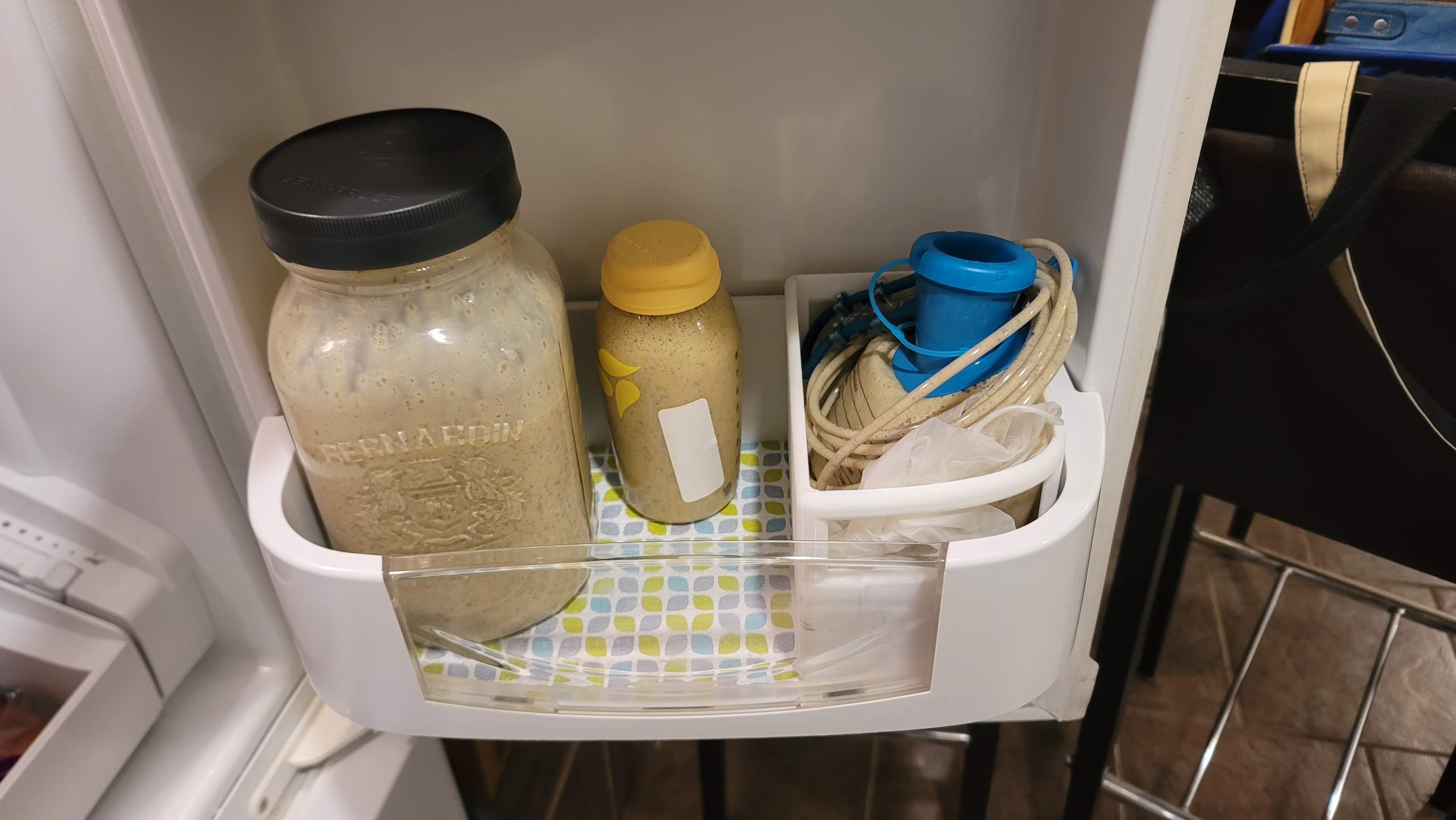 Hộp đựng đồ cho cửa tủ lạnh