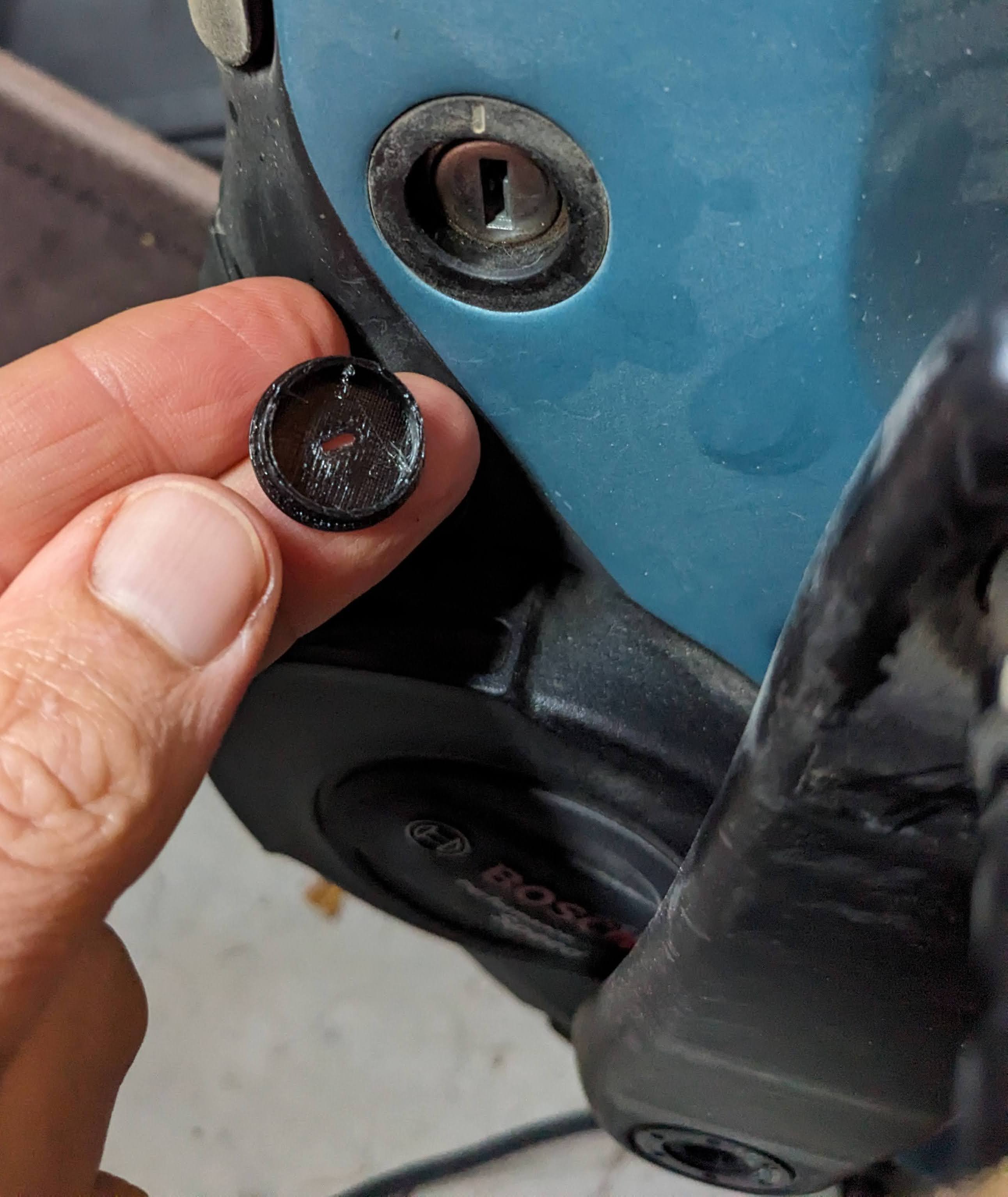 Nắp Chặn Pin Canyon Grail