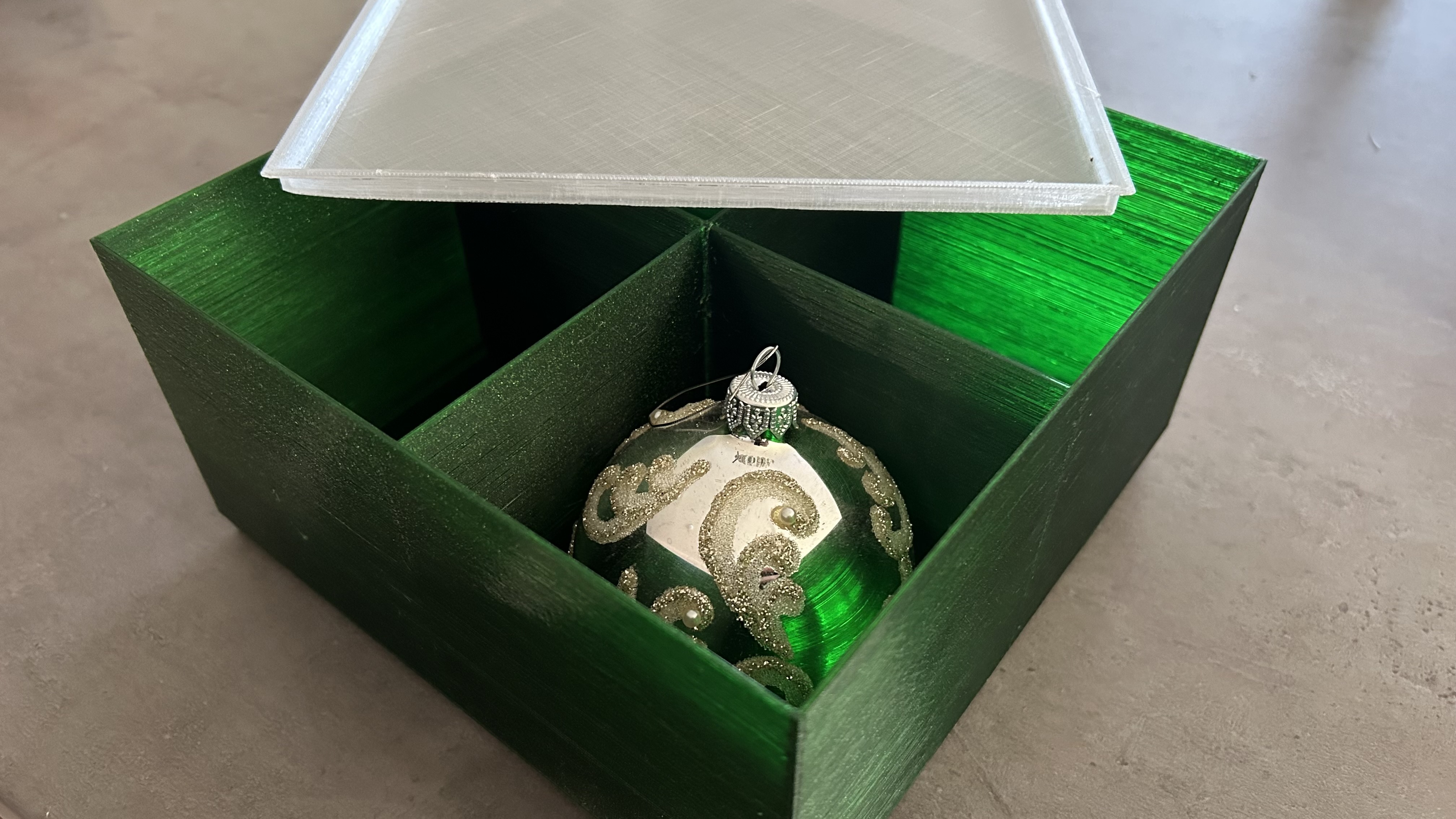 Hộp đựng đồ trang trí giáng sinh (bản chỉnh sửa v2)