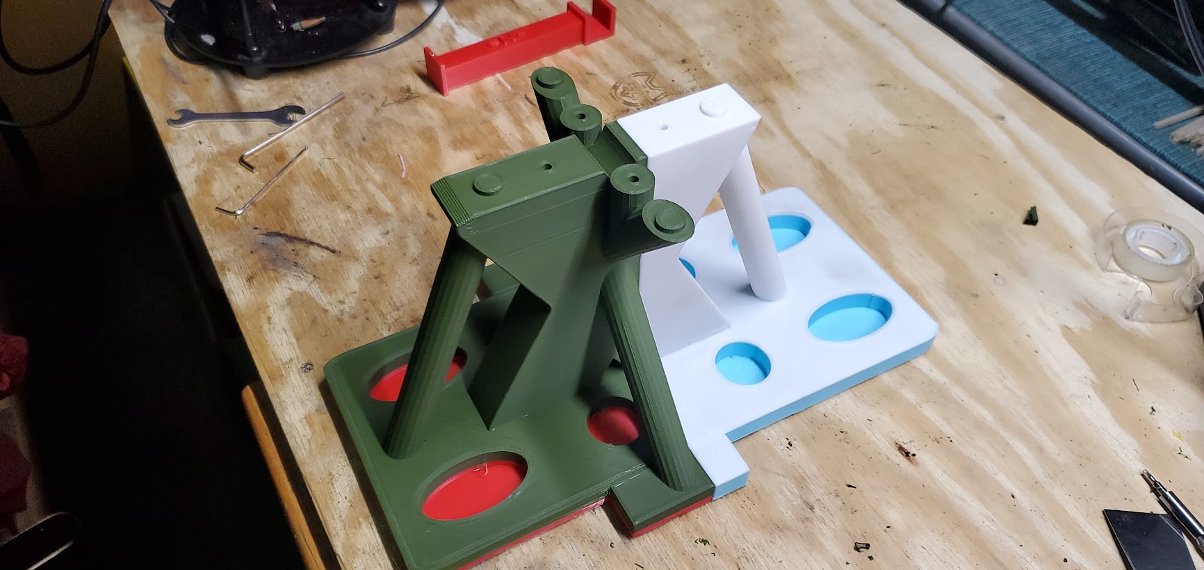 Giá Đỡ Xe R/C Associated Monster GT Truck