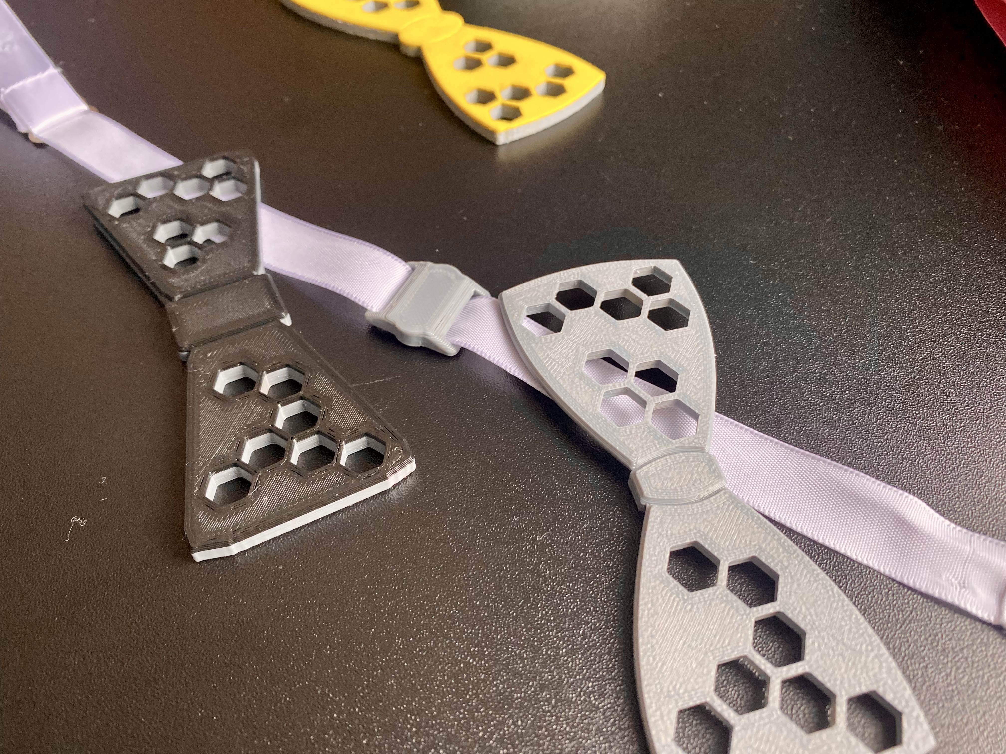 Nơ bướm từ tính thay nhanh