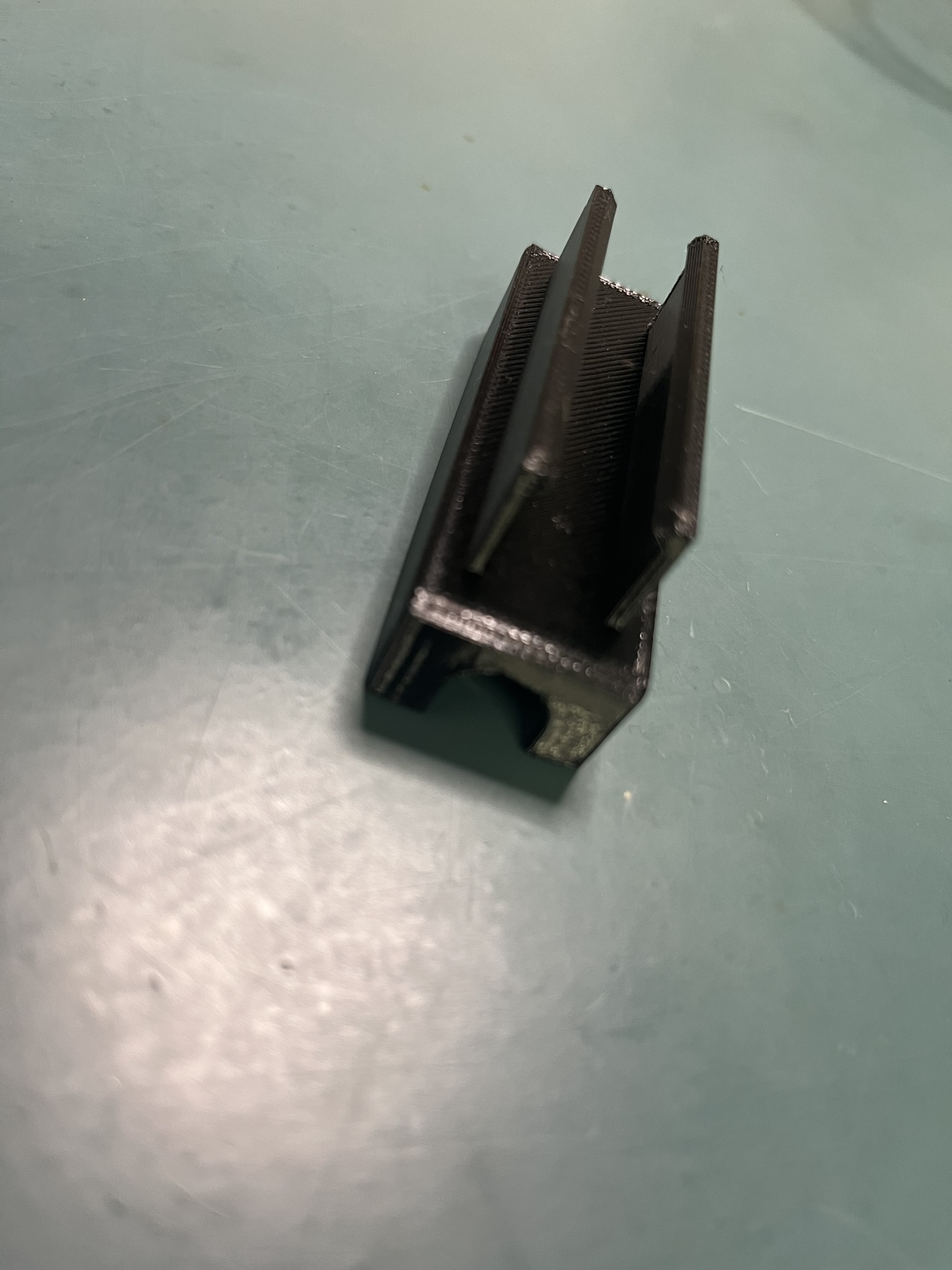 Giá đỡ công tắc đèn bàn