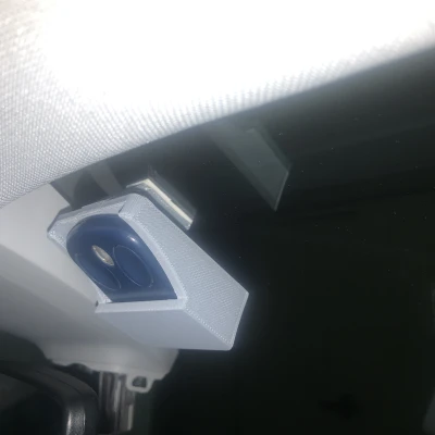 Móc Gắn Remote Cửa Cổng Xe Hơi