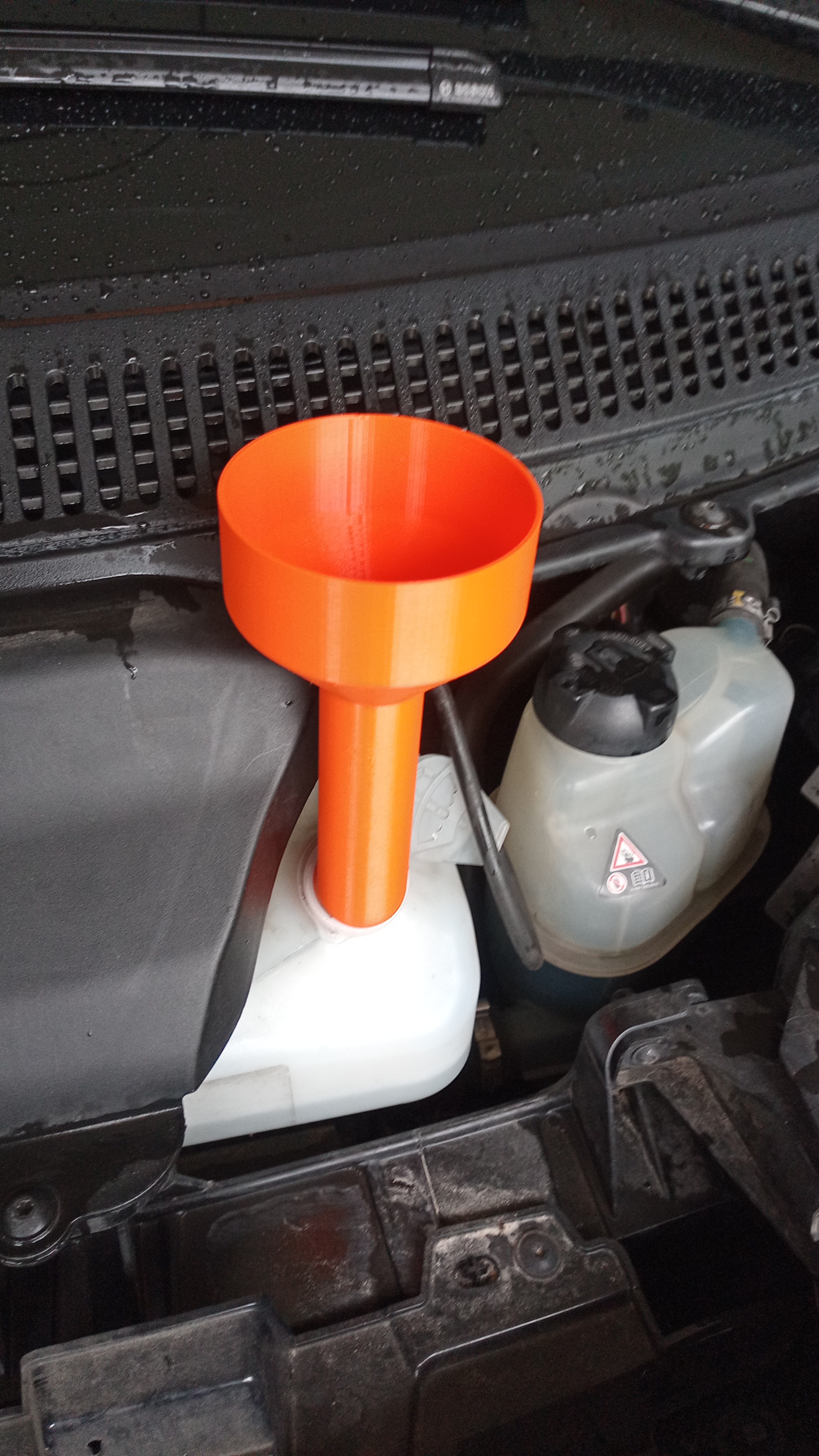 Phễu châm nước rửa kính Smart 451