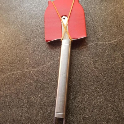 Bao Vệ Lưỡi Dao Máy Cắt Pizza