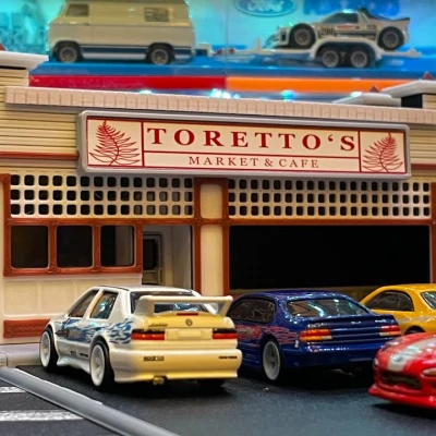 Tiệm Bánh Mì Nhanh Như Chớp (Cho Xe Hot Wheels & Tỷ Lệ 1/64)