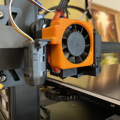 Giá đỡ quạt 'hở' cho Ender 3 V2 Neo