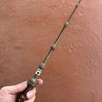 Tiên Tri Cổ Đại khắc Rune và Lõi