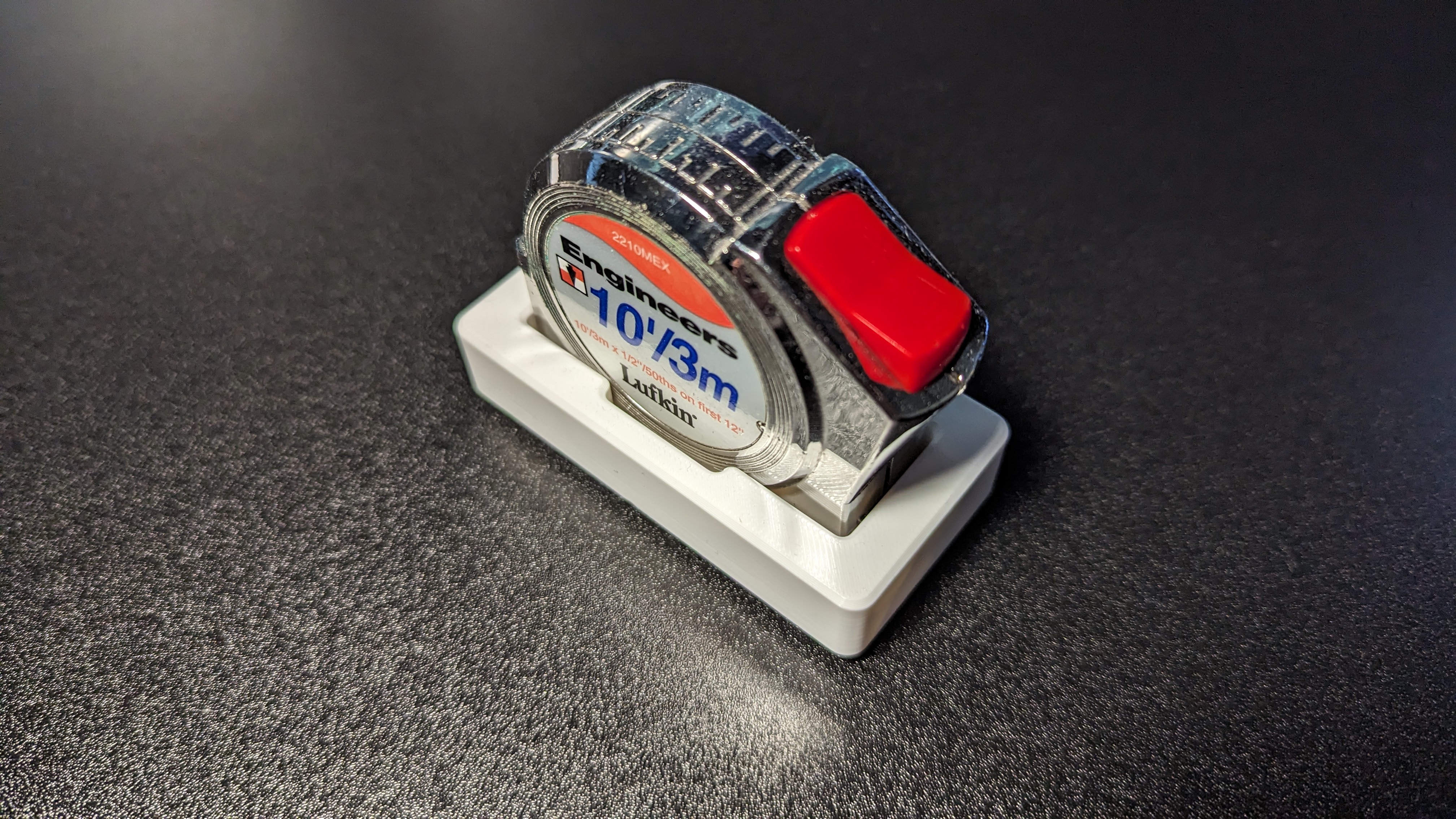 Kệ Đựng Thước Cuộn Engineers Gridfinity