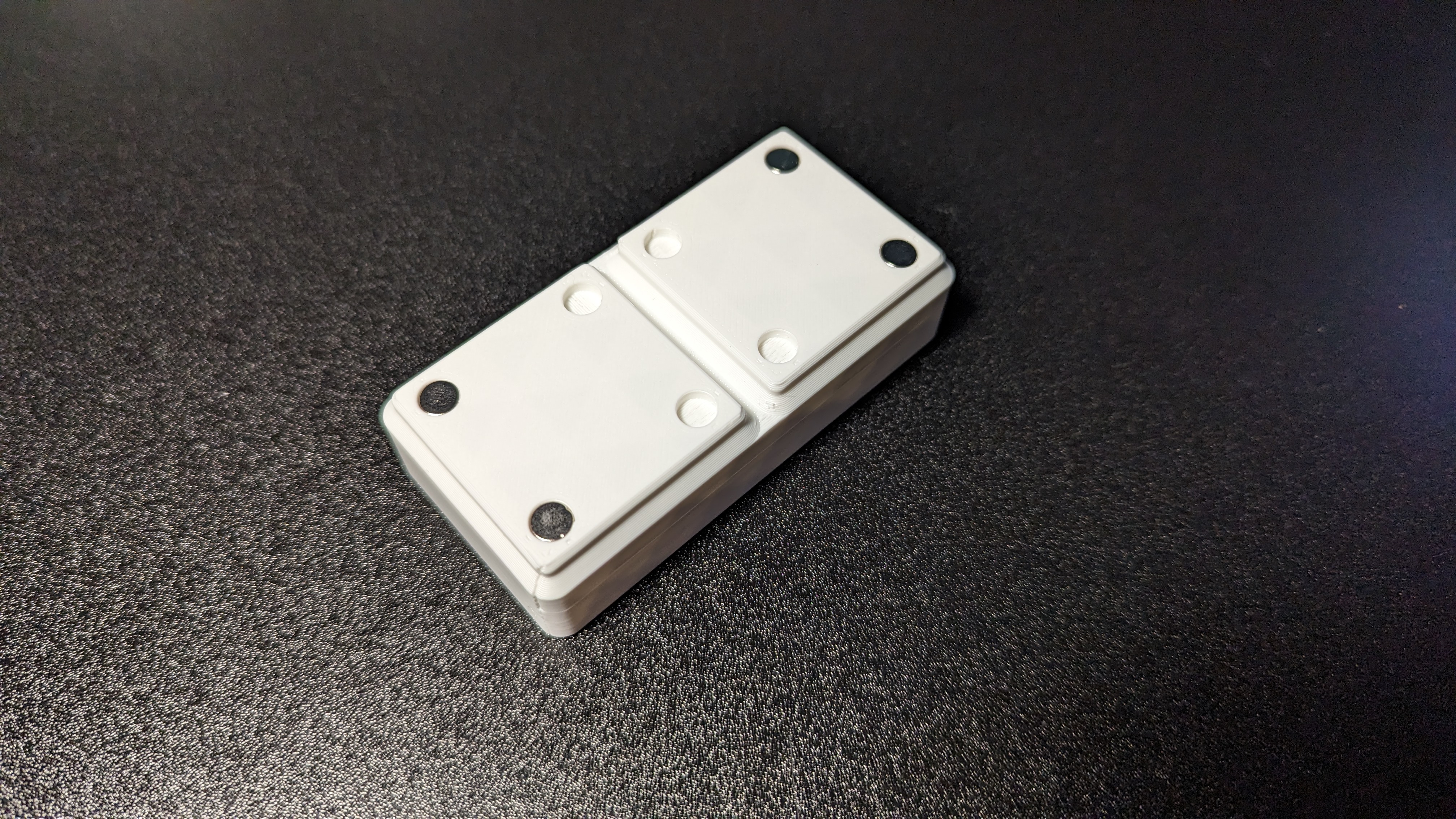 Kệ Đựng Thước Cuộn Engineers Gridfinity