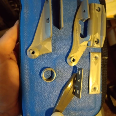 Ngàm đỡ hộc tủ con lăn đơn